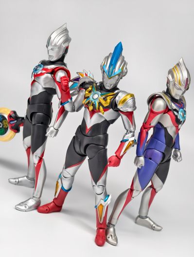 S.H.Figuarts    欧布奥特曼 重光形态（新生代之星）（暂译）