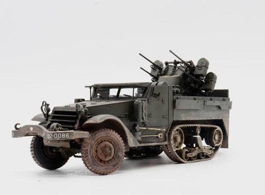 35081 1/35 美国 M16 半履带 自行防空炮 