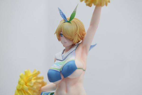 妮基塔：骄阳般起舞