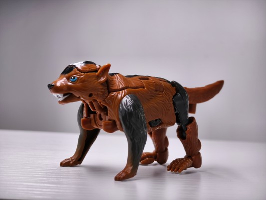 变形金刚传世系列 TL-61 幼獾