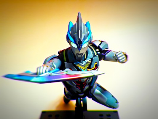 传奇版奥特名鉴 艾克斯奥特曼超越型 贝塔闪光装甲