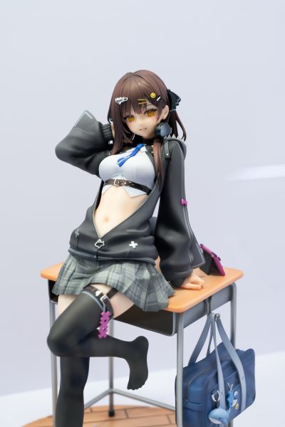 七海Nana7mi 鲨鱼服2.0 1/7比例手办