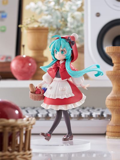 桌面童话 初音未来 小红帽