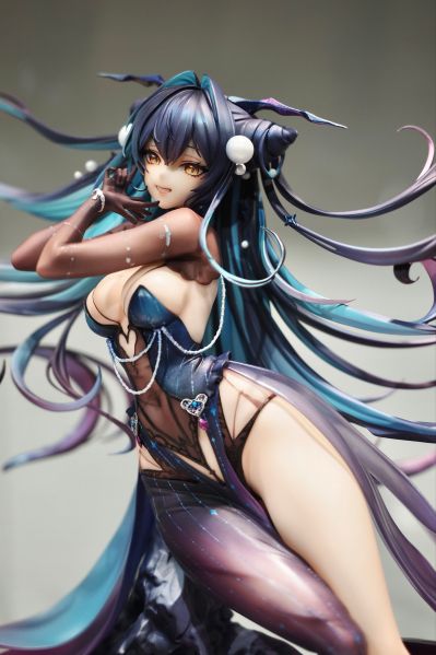 胜利女神：新的希望 小美人鱼 深渊之花