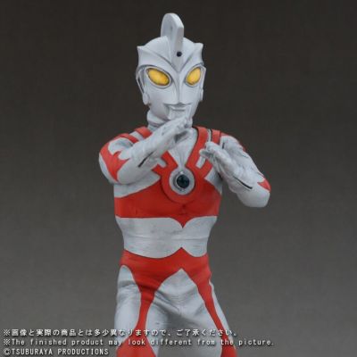 大怪兽系列 艾斯奥特曼 战斗姿势