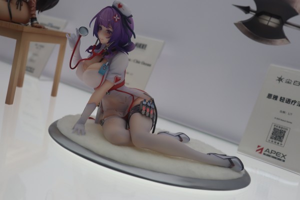 尘白禁区 恩雅 轻语疗法 1/7比例手办