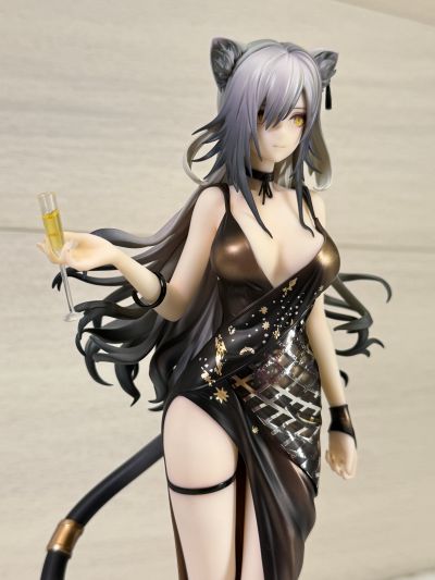 明日方舟 黑 盛礼