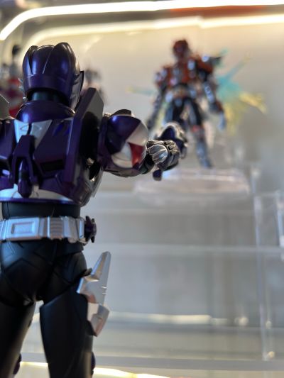 铠甲勇士 影虎：暗黑版地虎侠