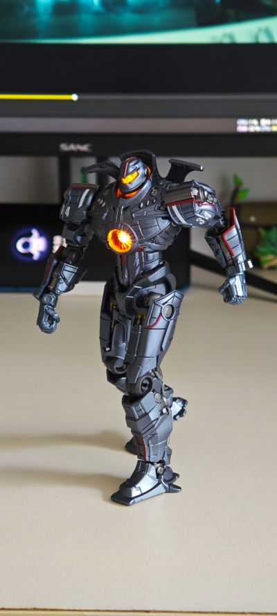 环太平洋 危险流浪者 深海守护者・双武装形态切换