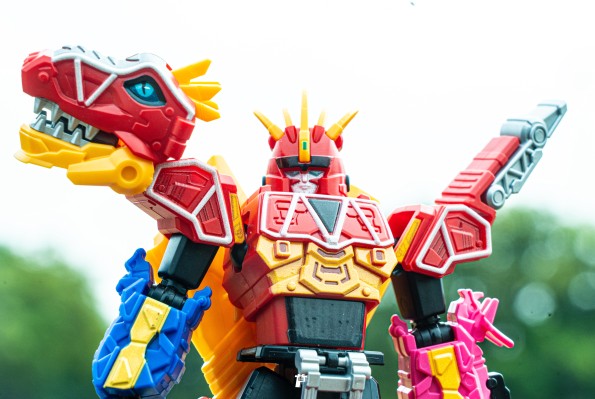 S.H.Figuarts 强龙红