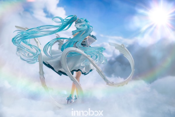 初音未来-云中曲