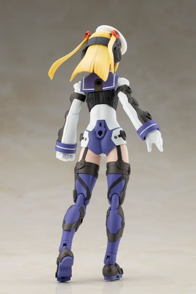 机甲少女 碎爪 梭鱼