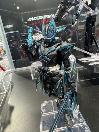 S.H.Figuarts 假面骑士X极狐