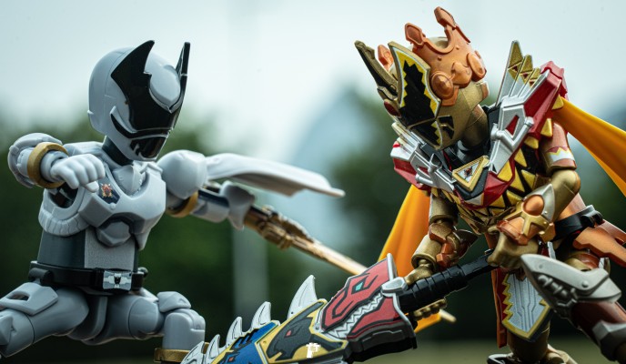 S.H.Figuarts 强龙红