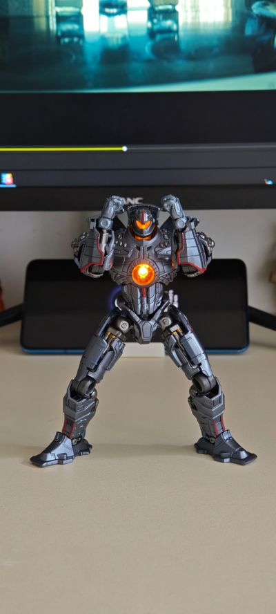 环太平洋 危险流浪者 深海守护者・双武装形态切换