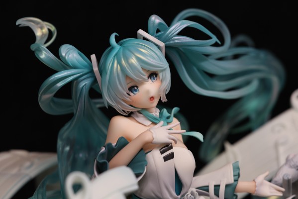 初音未来-云中曲