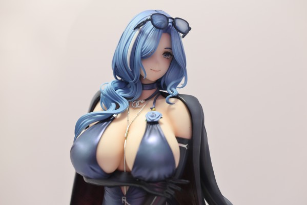 少女前线2：追放 海伦1/6手办