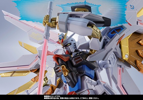 METAL ROBOT魂＜机动战士系列＞ 非凡强袭自由高达 最终决战版