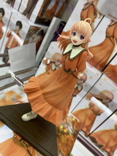 魔女与使魔（动画版）秋季穿搭出门♪ 若月妮可