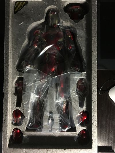 QS006   QUARTER SCALE 复仇者联盟2：奥创纪元 钢铁侠 45号装甲