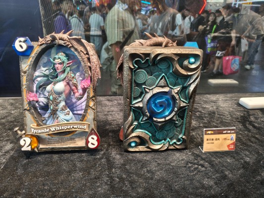 炉石传说 伊利丹·怒风 雕像