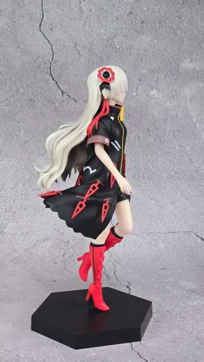 神椿市建设中。 夜河世界