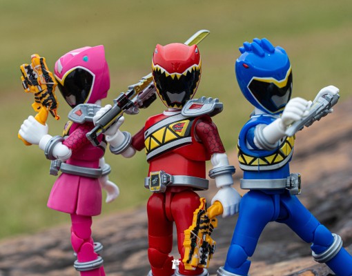 S.H.Figuarts 强龙红