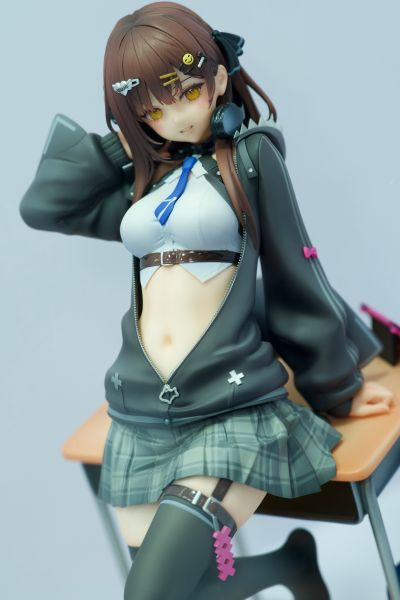 七海Nana7mi 鲨鱼服2.0 1/7比例手办