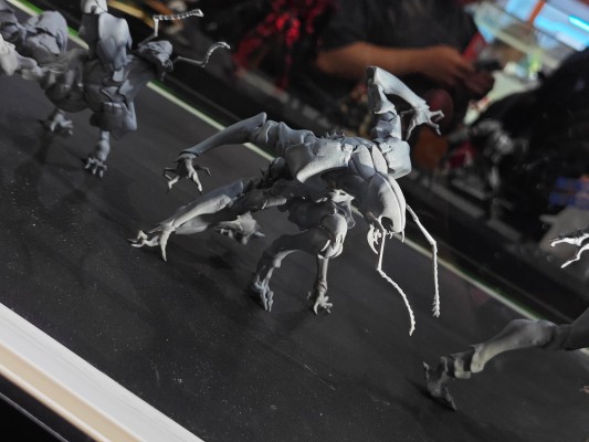 虫系列 盎克瓦尔人UNKVAL 突击1型 粉碎者Smasher