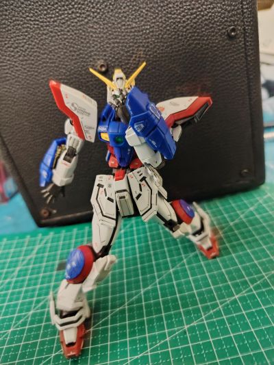 RG 1/144 闪光高达