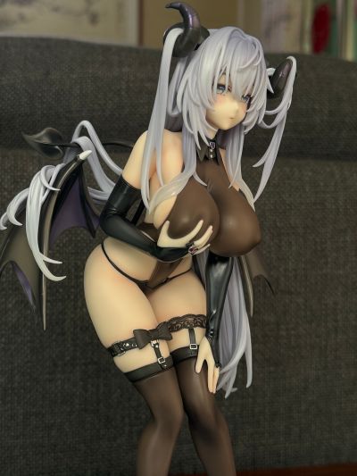 紫苑・阿尔菲涅 小恶魔