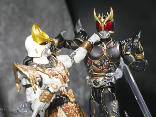 S.H.Figuarts（真骨雕制法） 假面骑士空我 九郎岳死斗套装