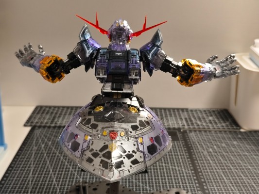 RG  1/144  高达基地专属商品 吉恩号[透明配色]