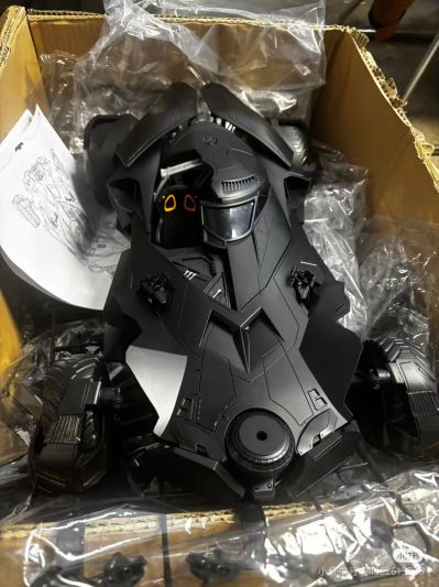正义联盟 大本蝙蝠侠蝙蝠车 拼装模型