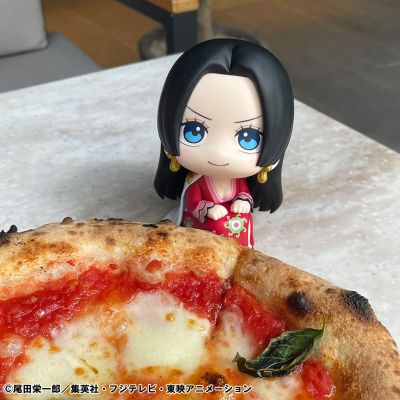 Look up 航海王 波雅·汉库克