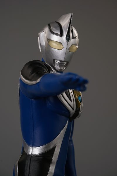 英雄勇像 盖亚奥特曼 阿古茹奥特曼 V1型 B款