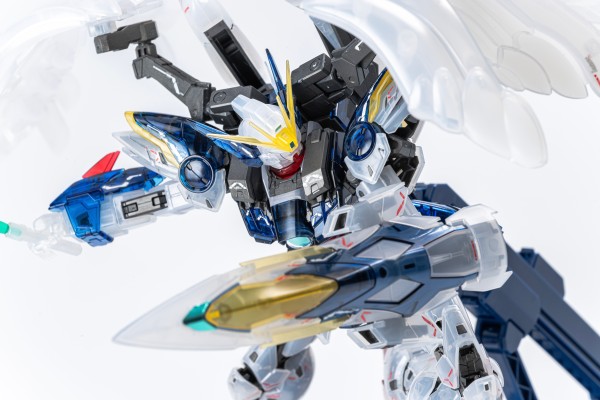 MG 1/100  高达基地专属商品  飞翼高达零式·无尽的华尔兹 Ka版 [透明配色]