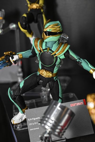 S.H.Figuarts 豪兽鹰