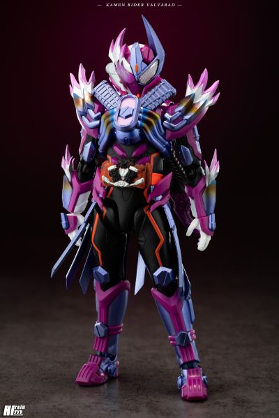 S.H.Figuarts 假面骑士瓦尔巴拉德