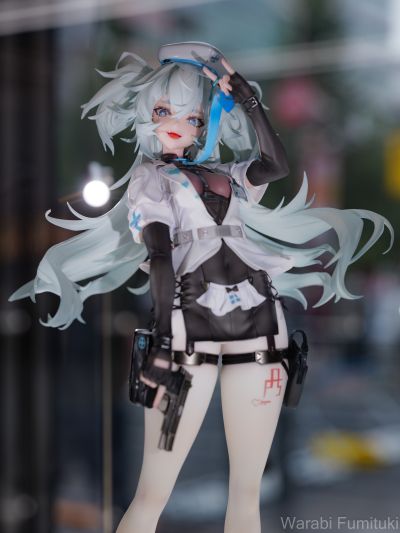 少女前线2：追放 芙洛伦 魅惑白羽