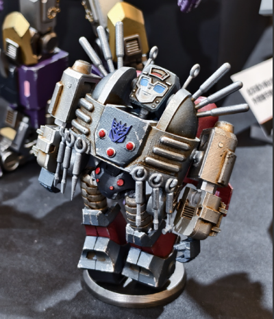 AMK PRO系列 变形金刚IDW 塔恩