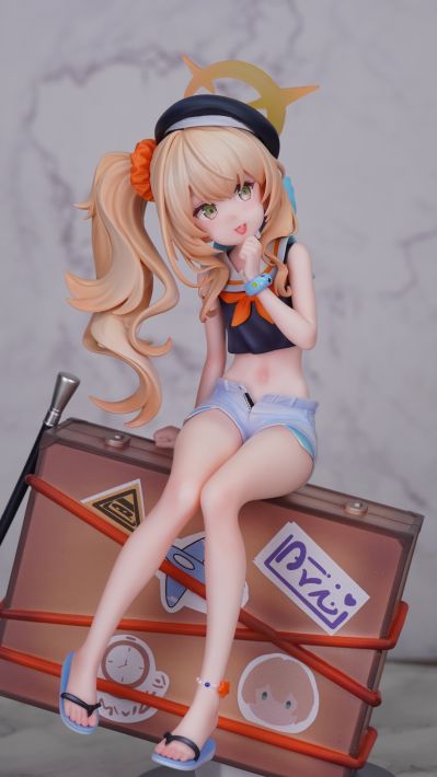 蔚蓝档案 笑脸教授 度假.ver