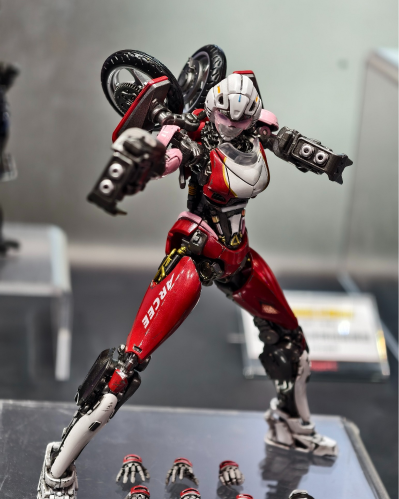 AMK PRO系列 变形金刚：超能勇士崛起 阿尔茜