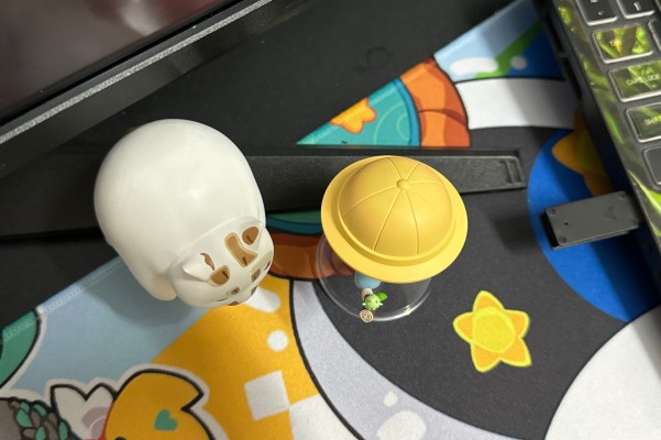 跃动青春 “耀眼的你”系列盲盒