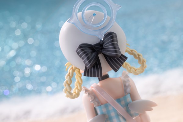 蔚蓝档案 空 水着