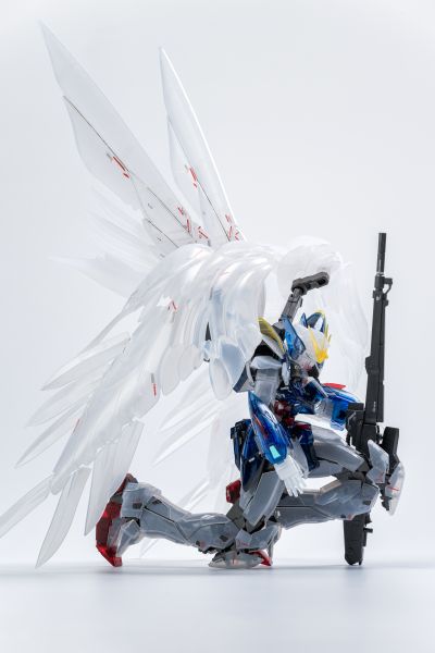 MG 1/100  高达基地专属商品  飞翼高达零式·无尽的华尔兹 Ka版 [透明配色]