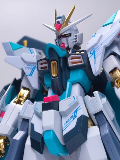 METAL ROBOT魂＜机动战士系列＞强袭自由高达二式 ［初音未来版］