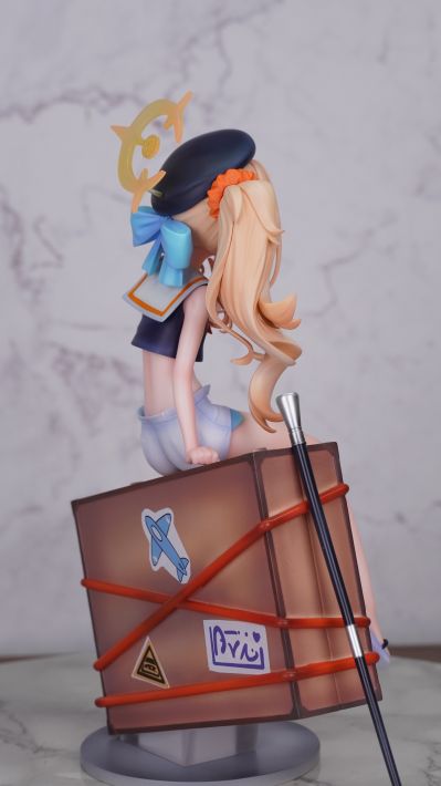 蔚蓝档案 笑脸教授 度假.ver