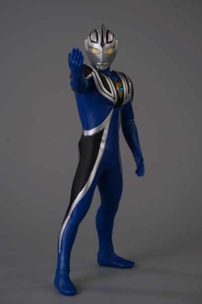 英雄勇像 盖亚奥特曼 阿古茹奥特曼 V1型 B款