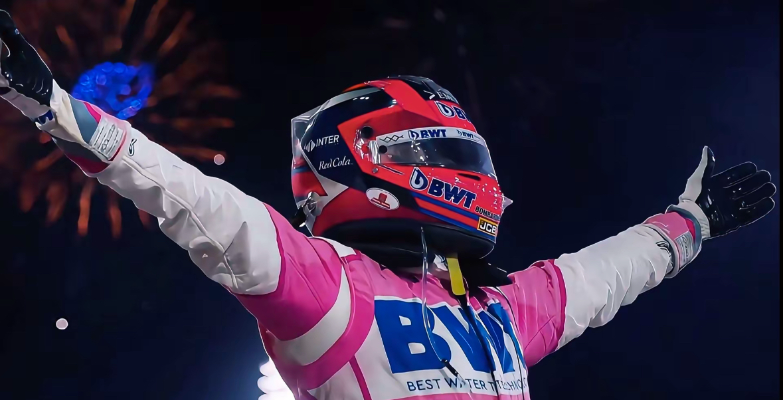 S6485 BWT RACING POINT RP20 NO.11 BWT RACING POINT F1 TEAM WINNER SAKHIR GP 2020 SERGIO PEREZ WITH PIT BOARD